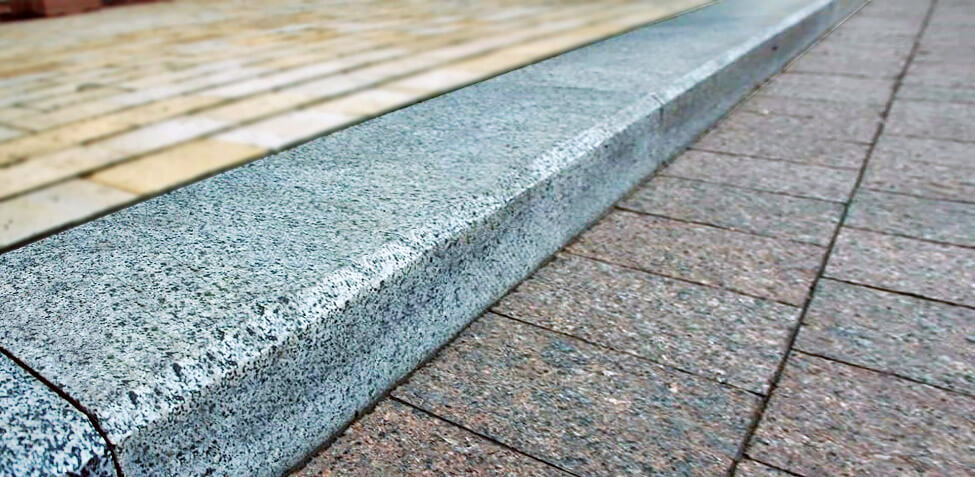 Сколько стоит гранитный бордюр ГП1 в Москве